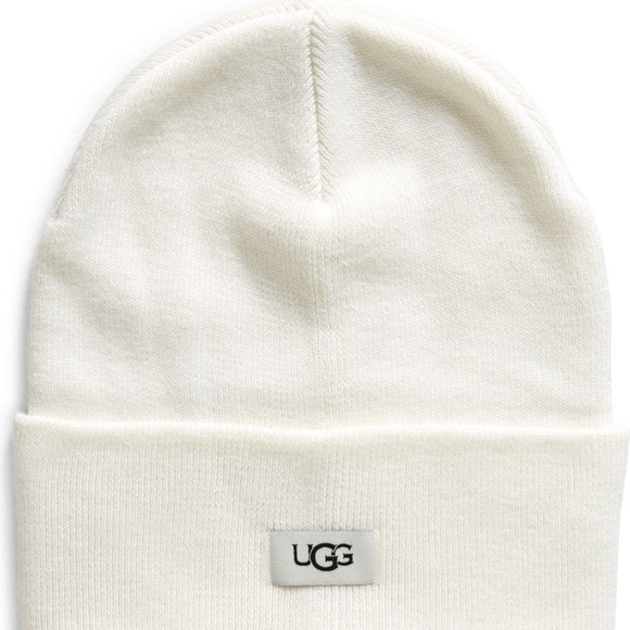 UGG Off-White Ribbed Cuff Beanie